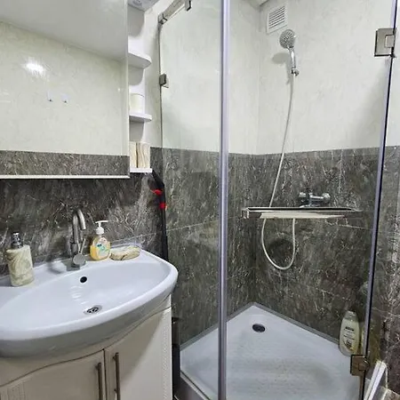 2 Bedroom Central Apartment Chisinau Exterior photo