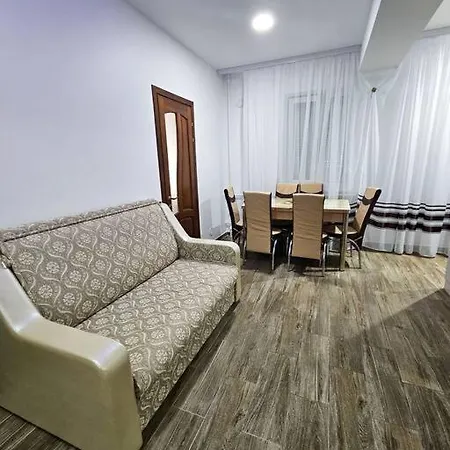 2 Bedroom Central Apartment Chisinau Exterior photo